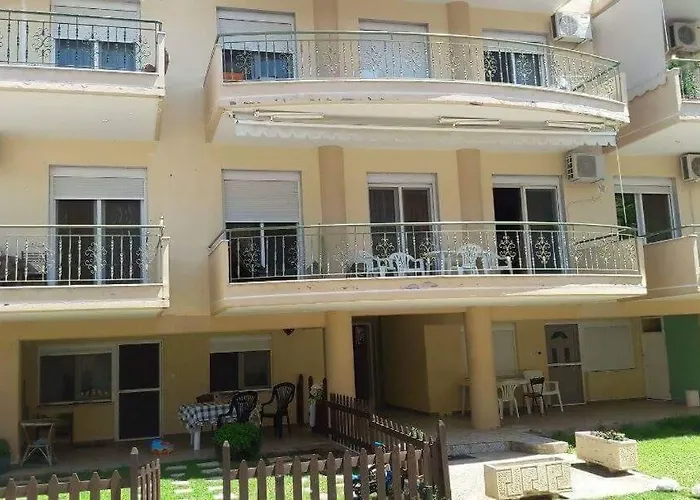 Eudoxia House2 * Ofrínion